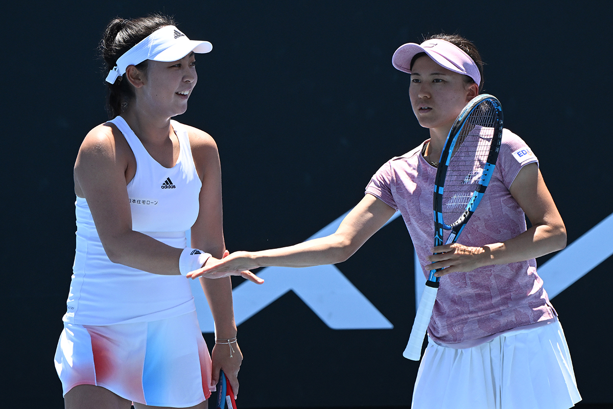 二宮真琴／穂積絵莉、快勝で2回戦へ。前哨戦優勝の勢いキープ[全豪