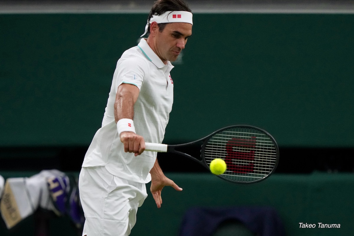 打てたらカッコイイ必殺技 1 フェデラーの Sabr セイバー を打つコツを紹介 テニス救急隊 ネタ帳 リバイバル記事