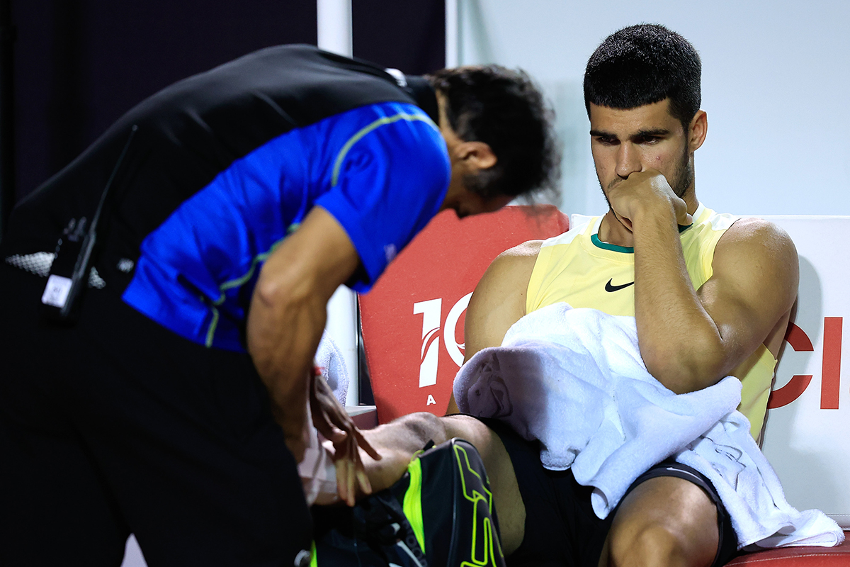 世界2位アルカラス、右足首の捻挫で「数日間はプレーできない