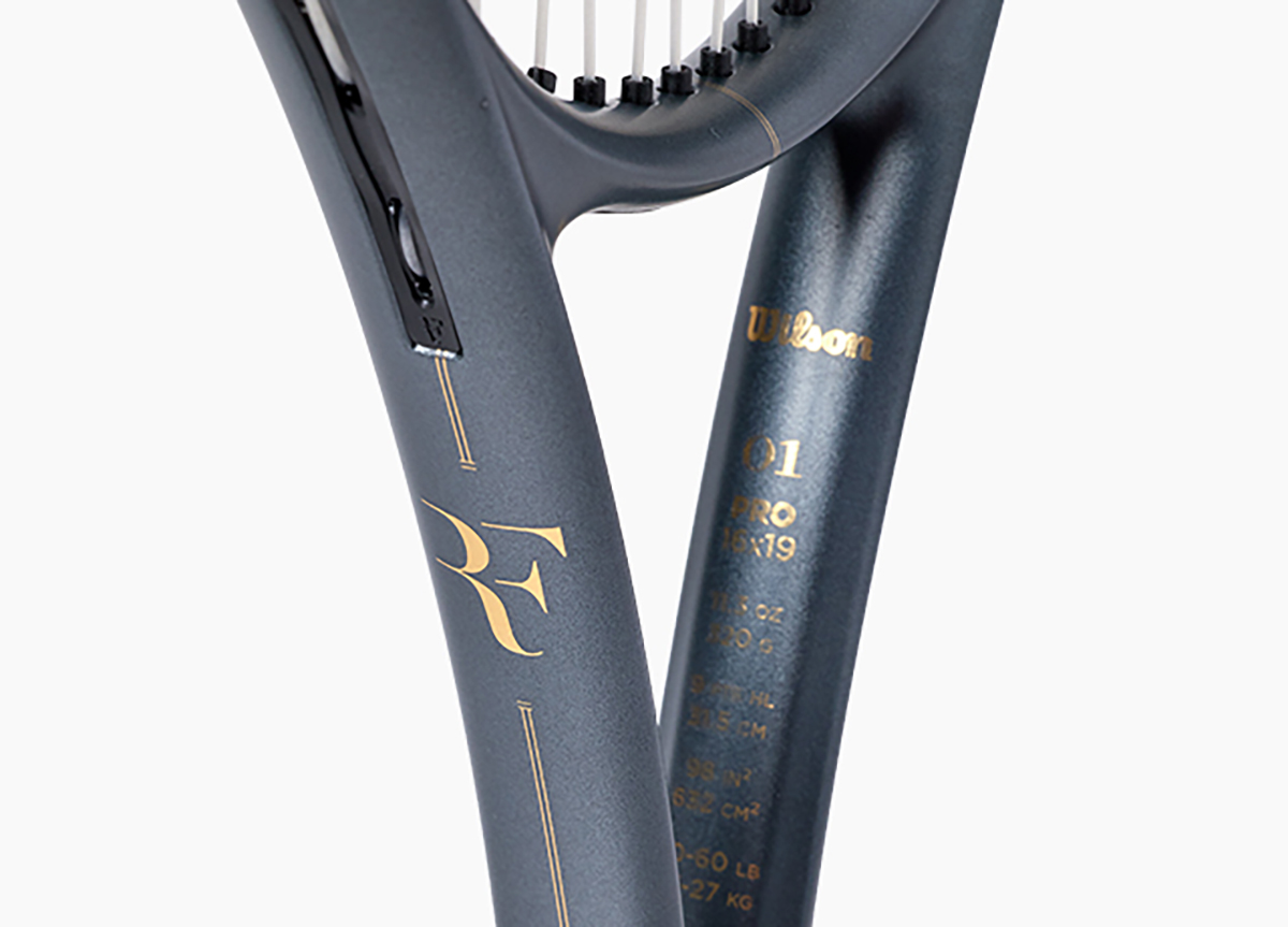 ウイルソンがテニス界のレジェンドであるロジャー・フェデラーと