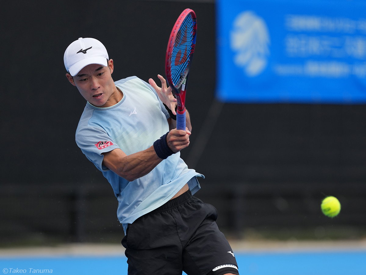 第5シードの熊坂拓哉が3時間の熱戦を制して準々決勝へ。シングルスは