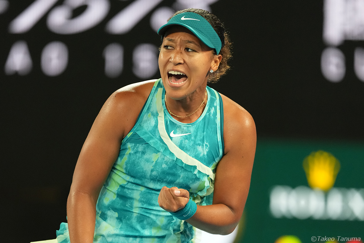 大坂なおみ、世界65位とのフルセット激闘を制し初戦突破。ド派手な衣装