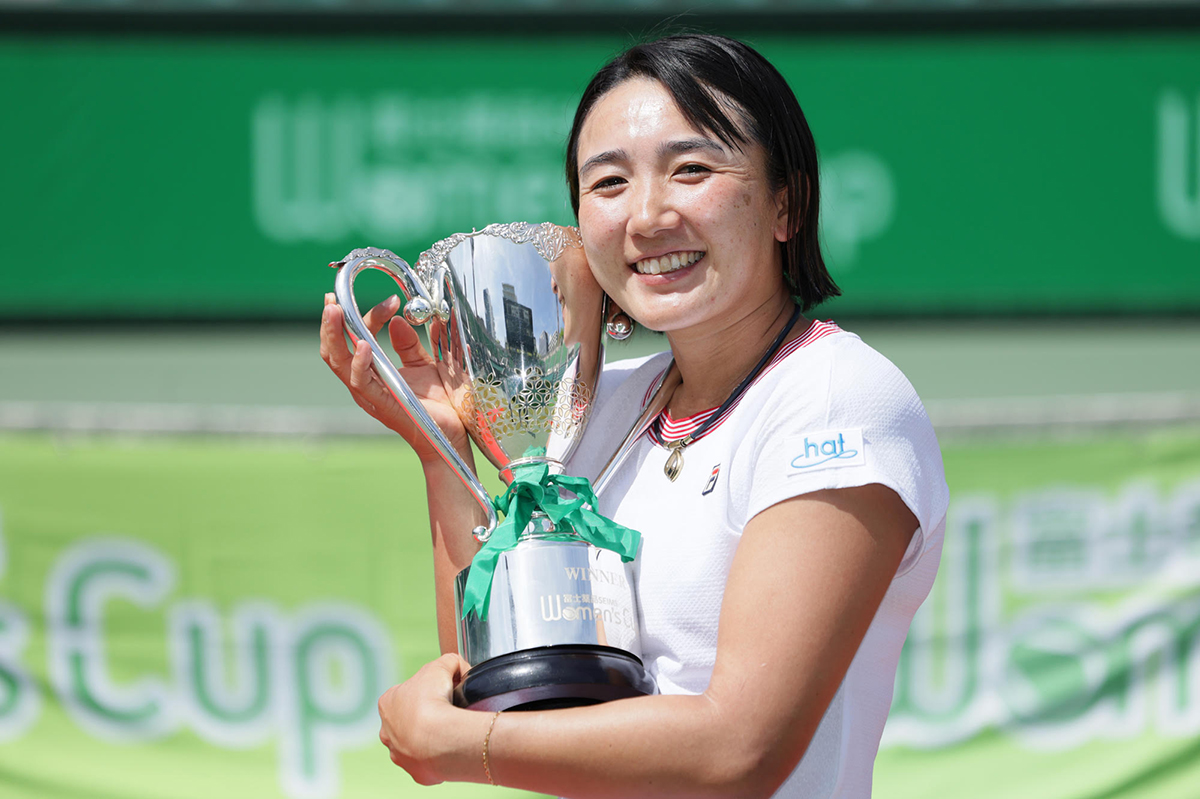 岡村恭香がITF W35大阪で優勝！1年3か月ぶりのタイトル獲得｜富士薬品