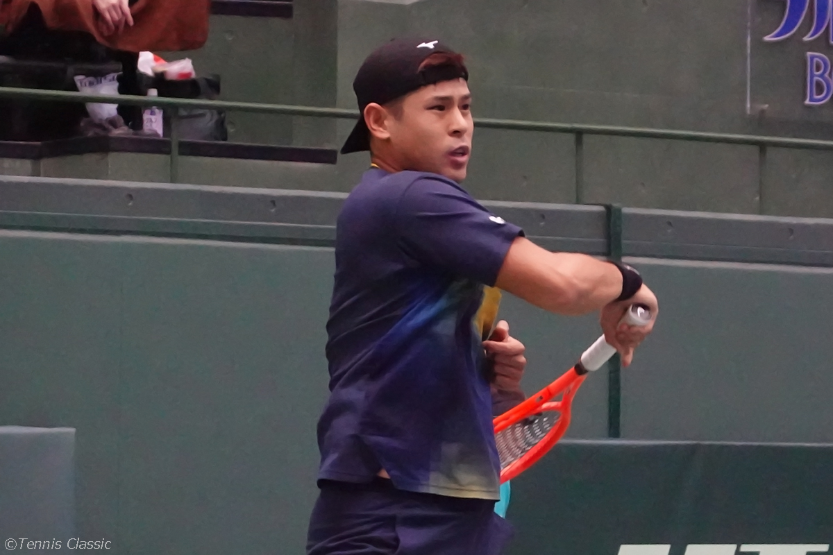 内田海智は予選1回戦で敗退、元世界17位トミックにストレート負け